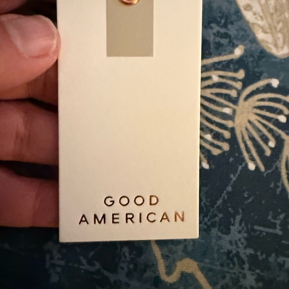 Good American Women’s Black Puffer Winter Coat - Picture 15 of 15